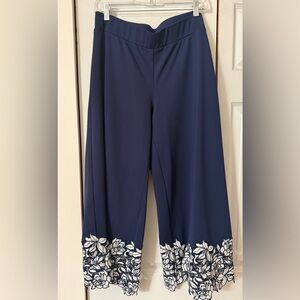 Isaac Mizrahi Navy Blue Floral Trim Pants